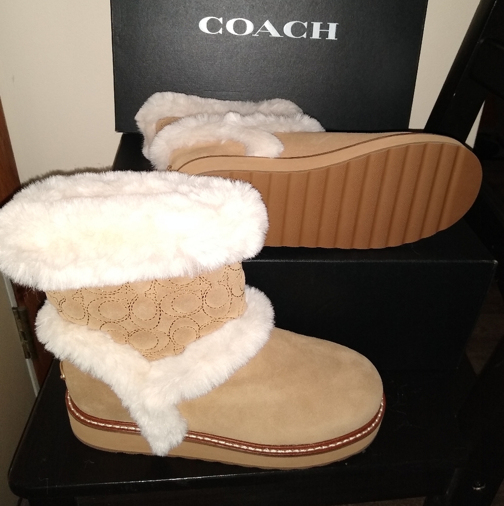 NIB Coach Izzie Signature Suede Boot 7.5